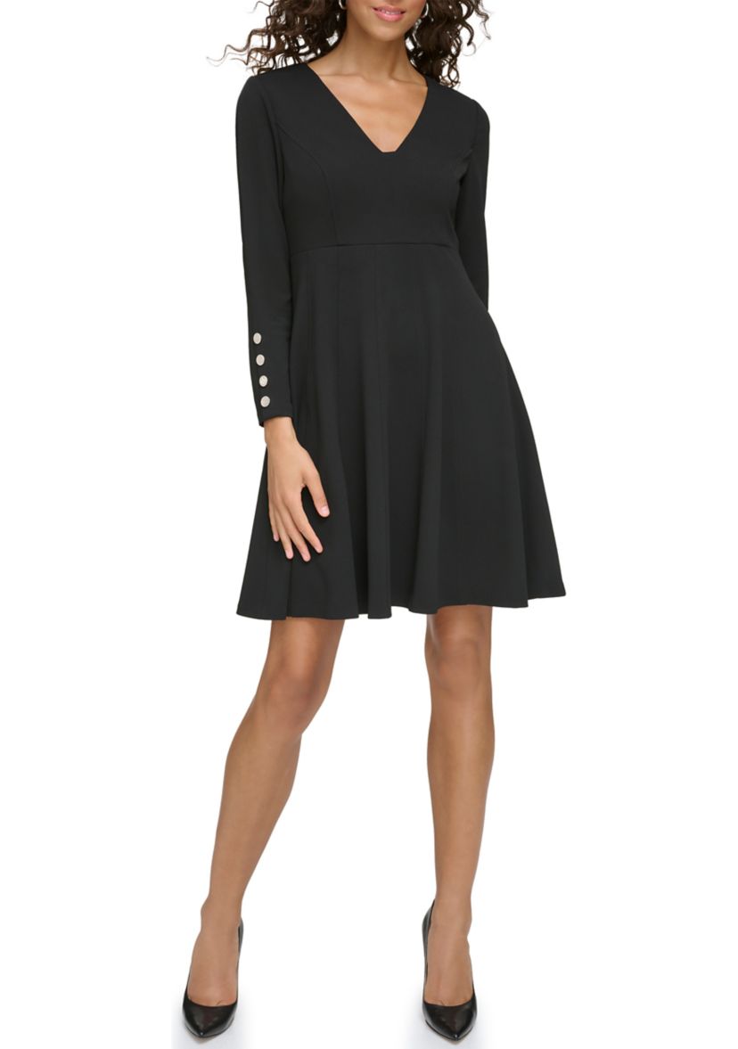 Womens Long Sleeve V-Neck Button Detail Dress