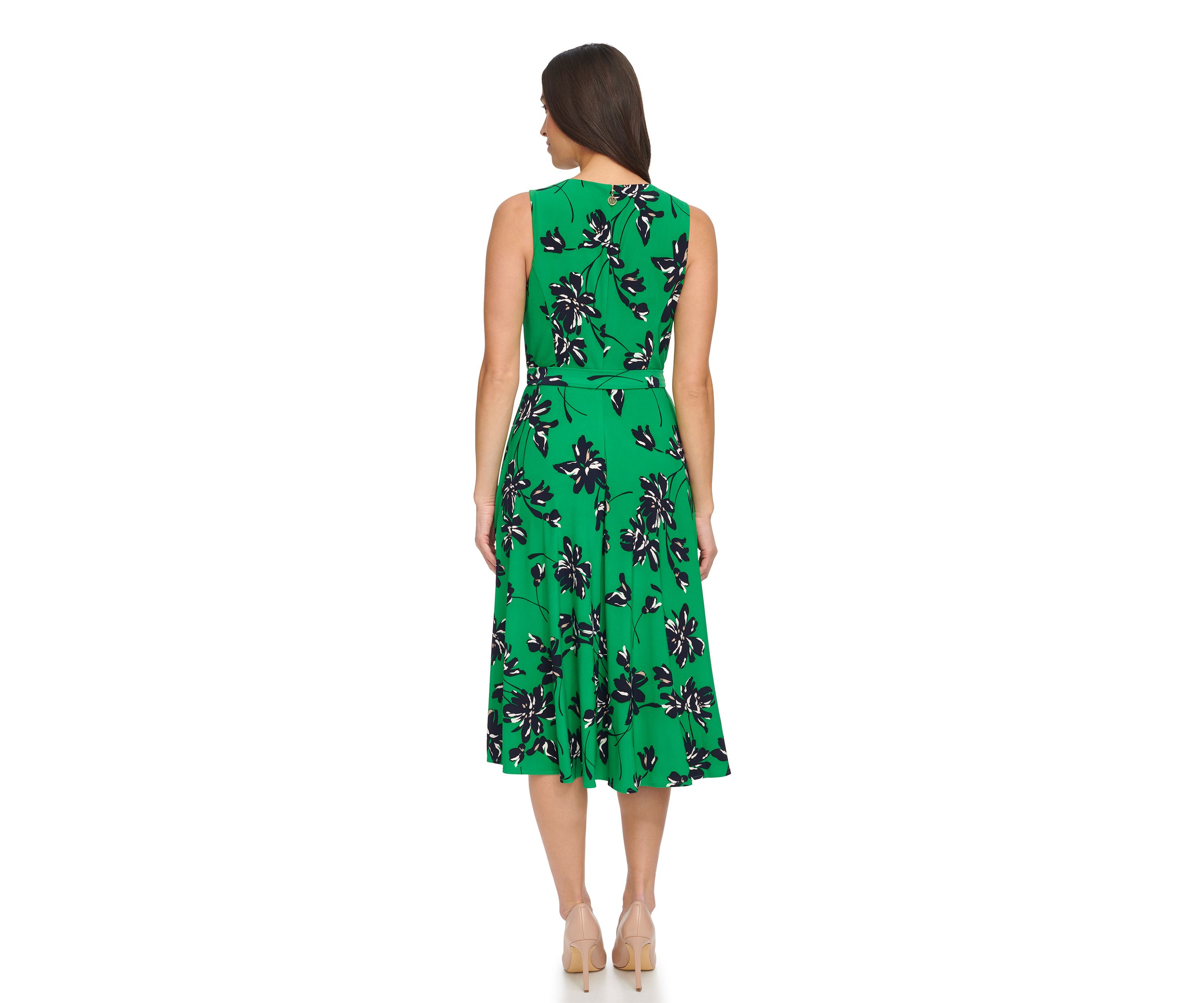 Womens Windblown Camille Floral Dress with Belt