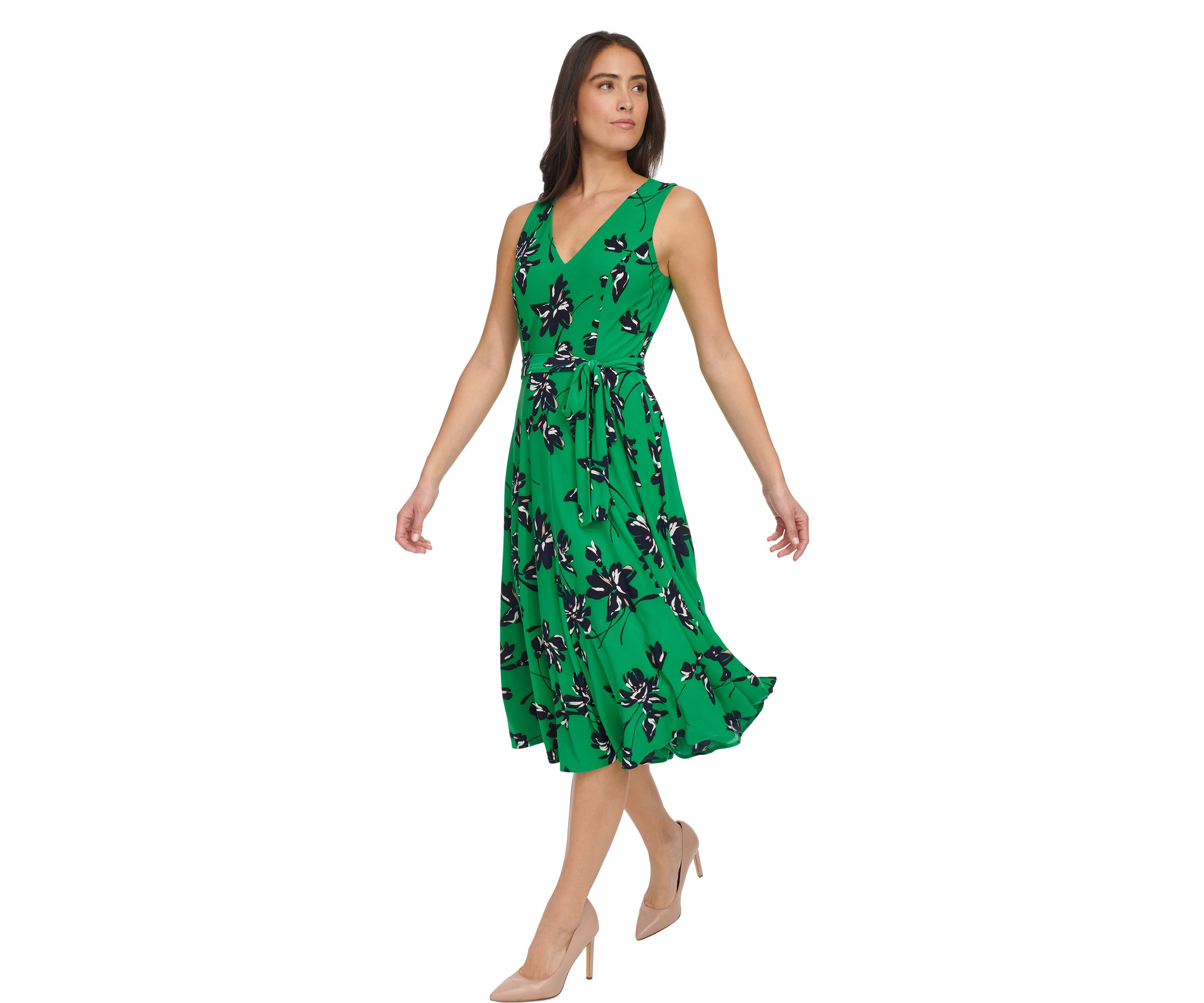 Womens Windblown Camille Floral Dress with Belt
