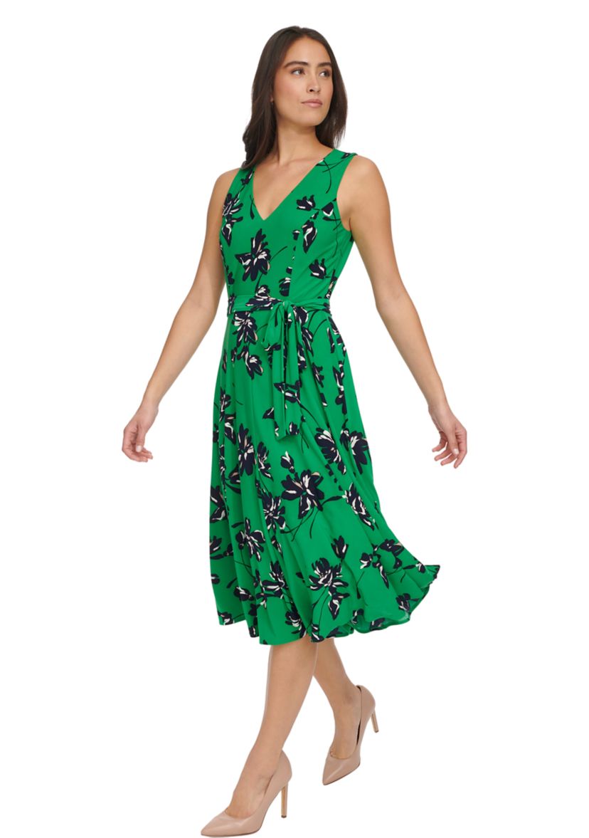 Womens Windblown Camille Floral Dress with Belt