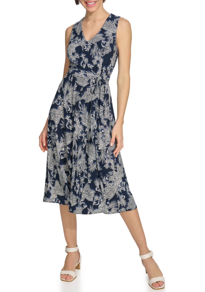 Womens Windblown Paisley Dress with Belt