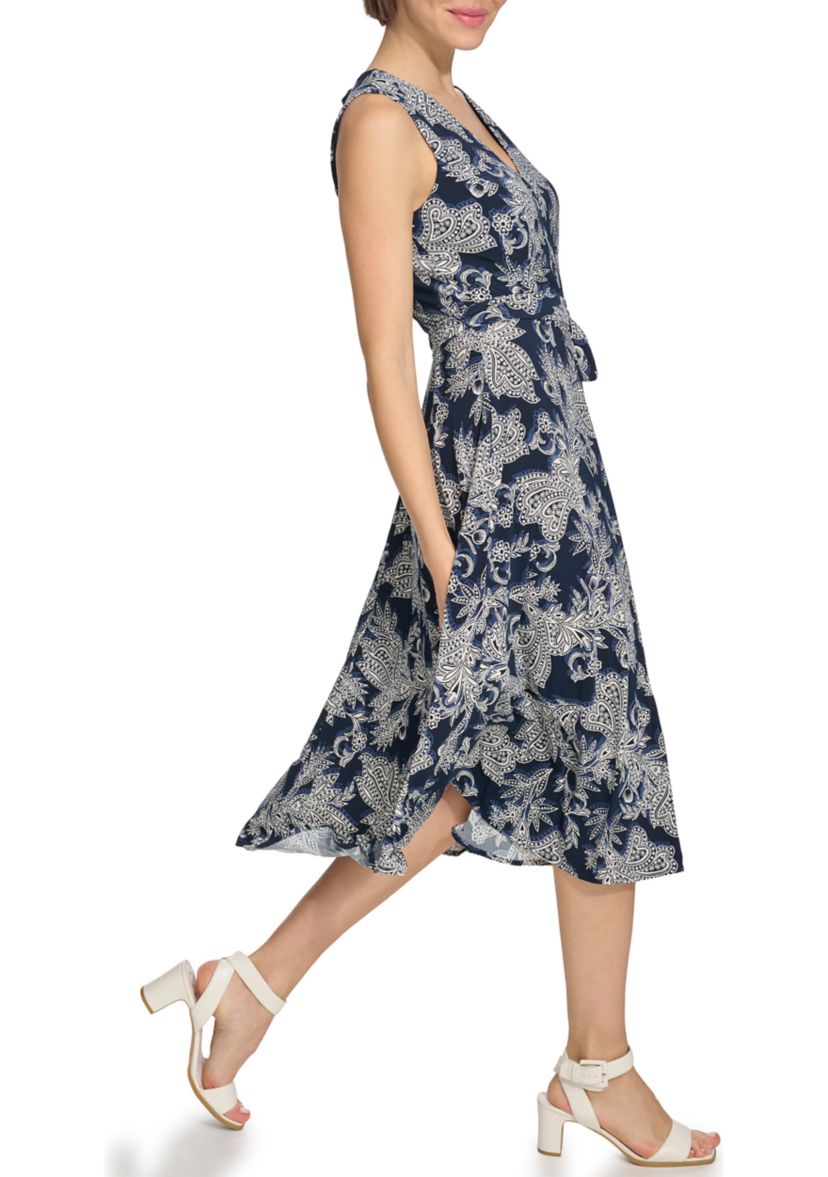 Womens Windblown Paisley Dress with Belt
