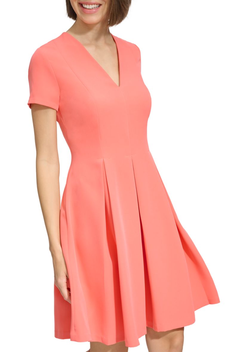 Womens Short Sleeve Knit Novelty Dress