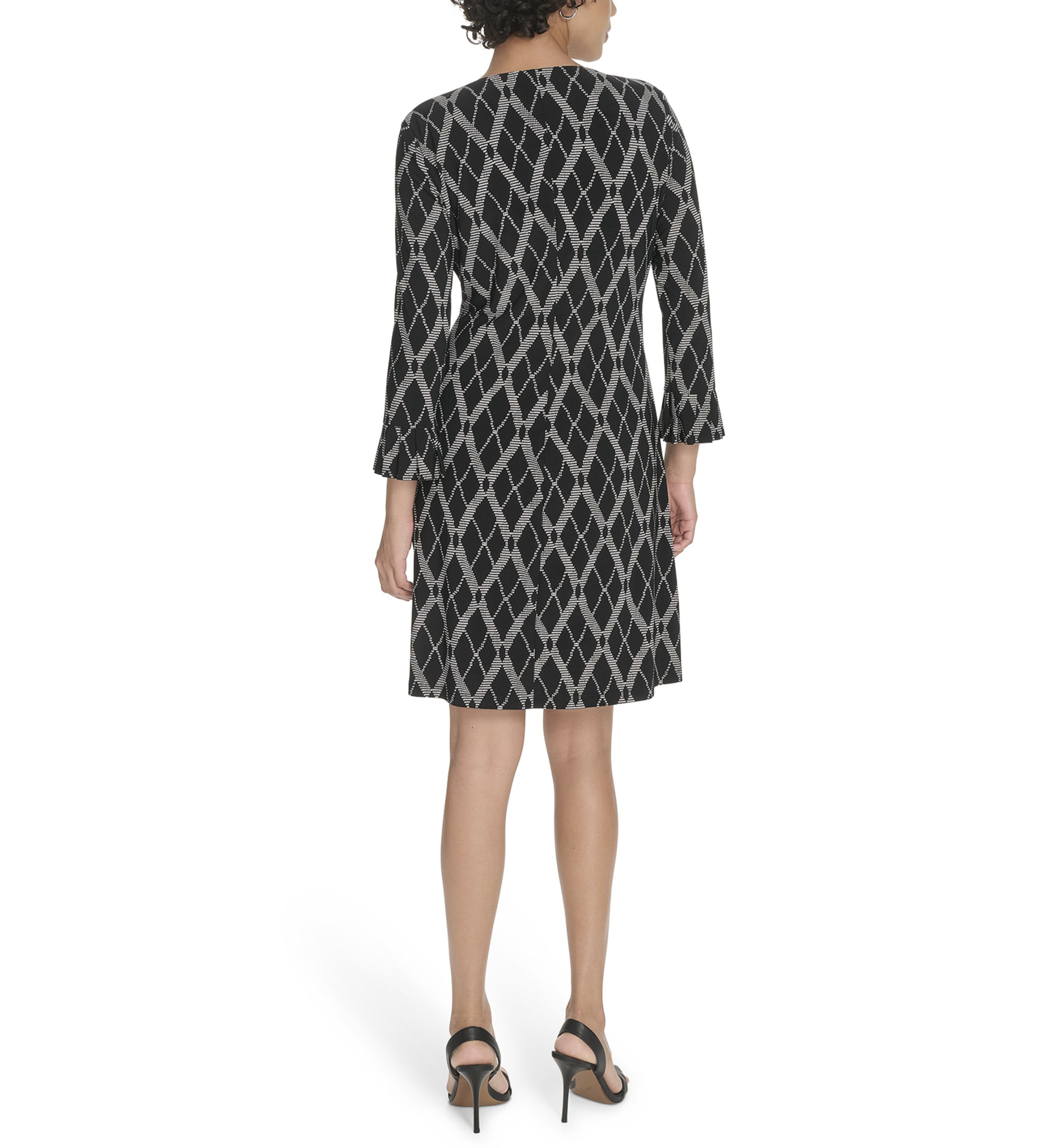 Womens 3/4 Sleeve Length Pleated Shift Dress 