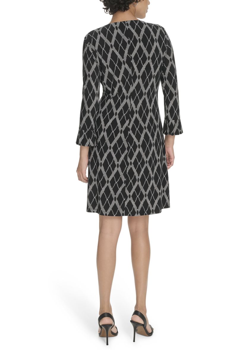 Womens 3/4 Sleeve Length Pleated Shift Dress 