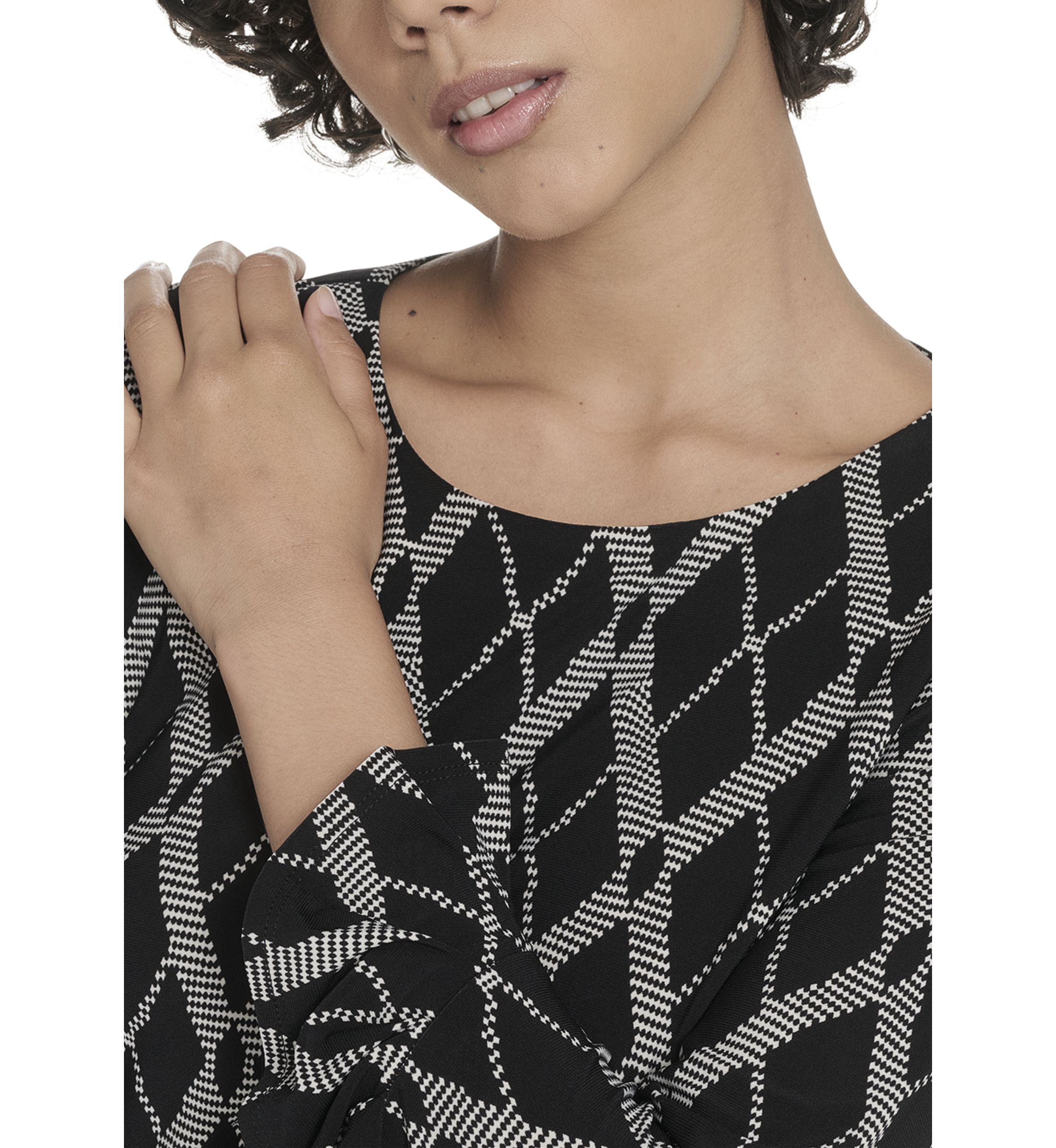 Womens 3/4 Sleeve Length Pleated Shift Dress 
