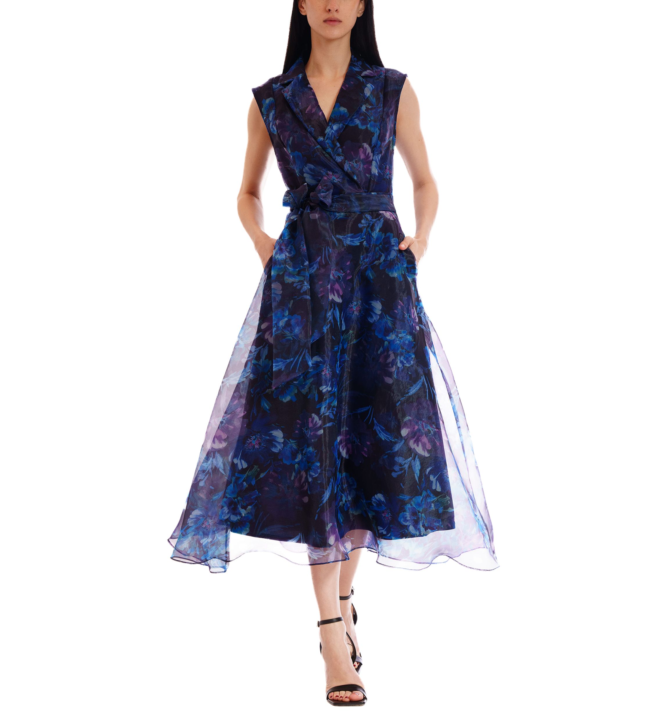 Womens Sleeveless Gown