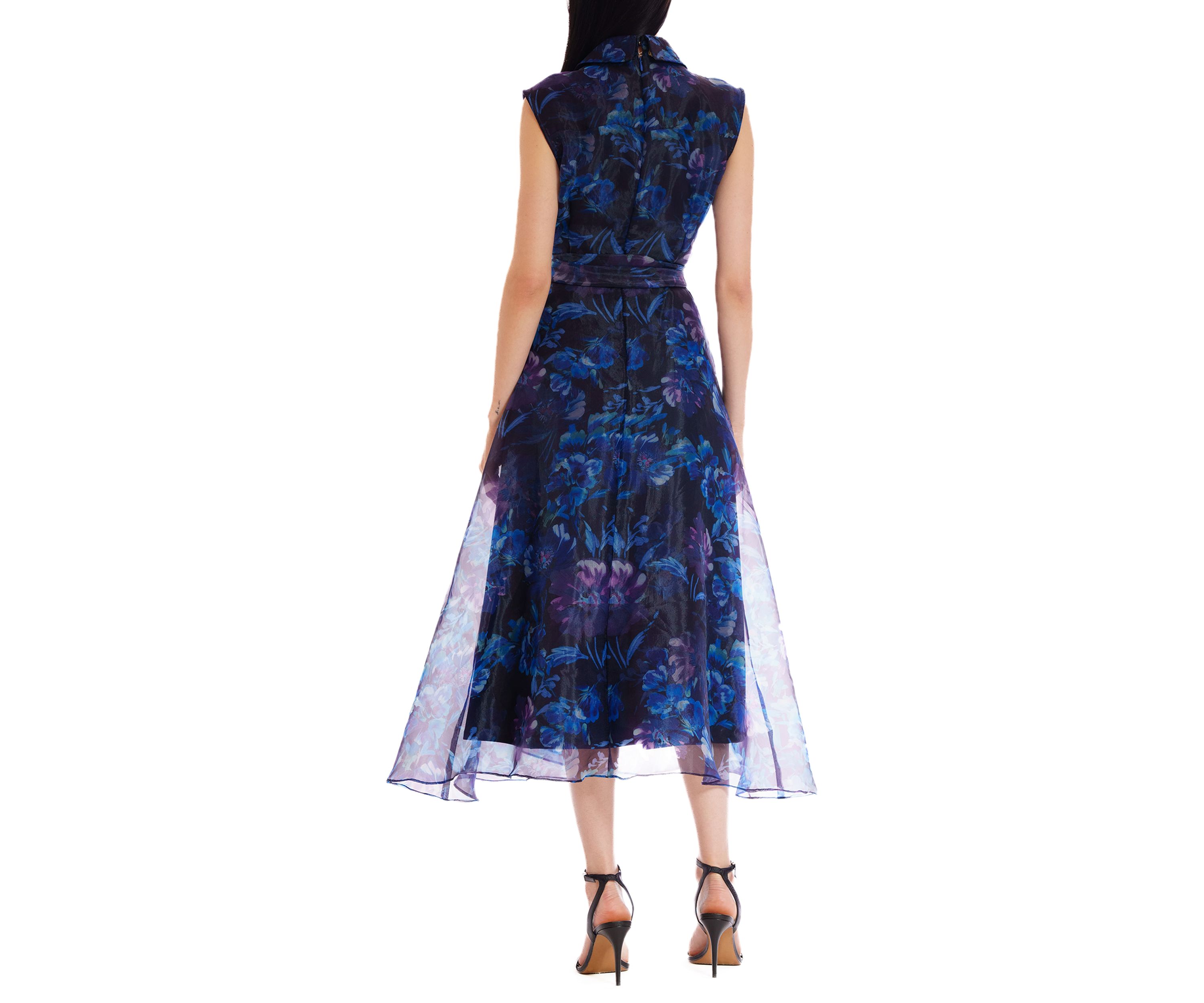 Womens Sleeveless Gown