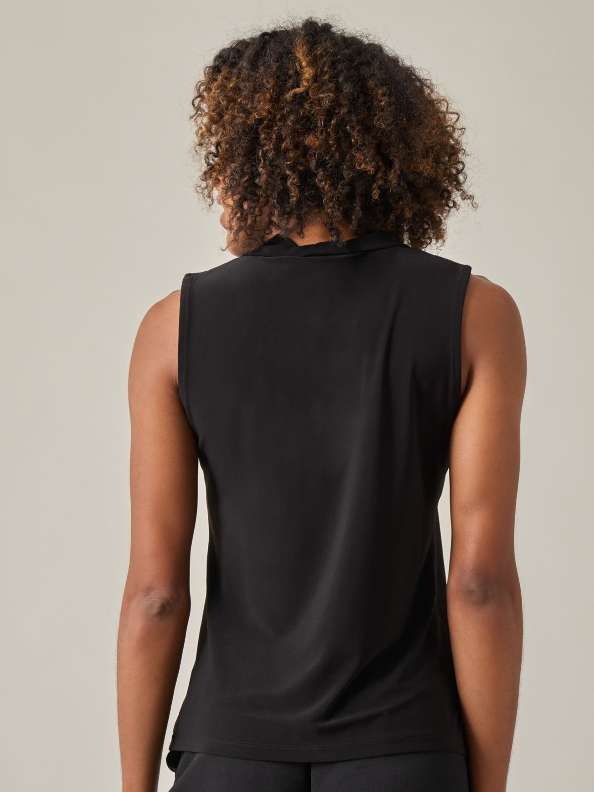 Petite Sleeveless Knot Front Knit Top