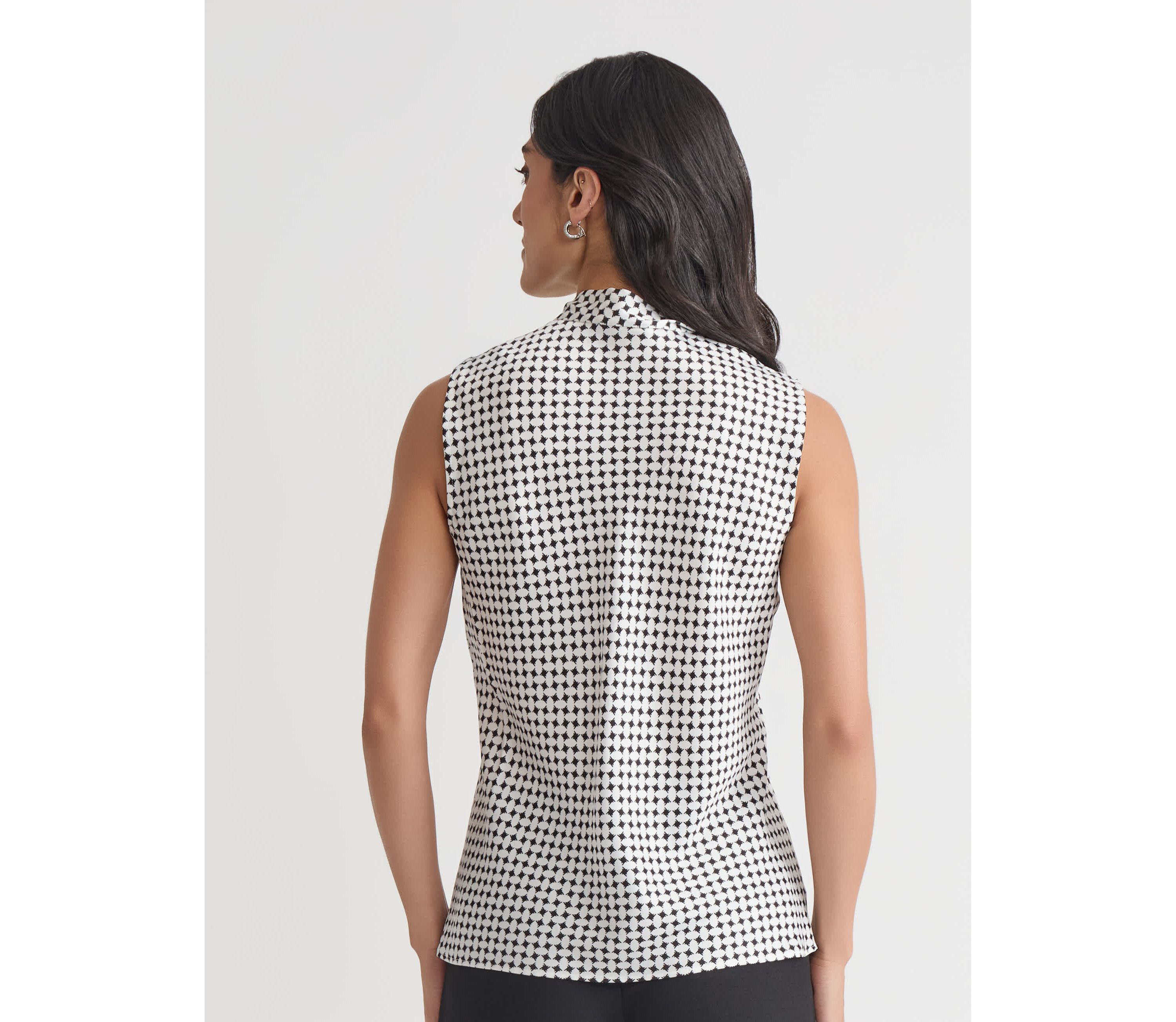 Petite Geo Print Sleeveless Tie Neck Blouse