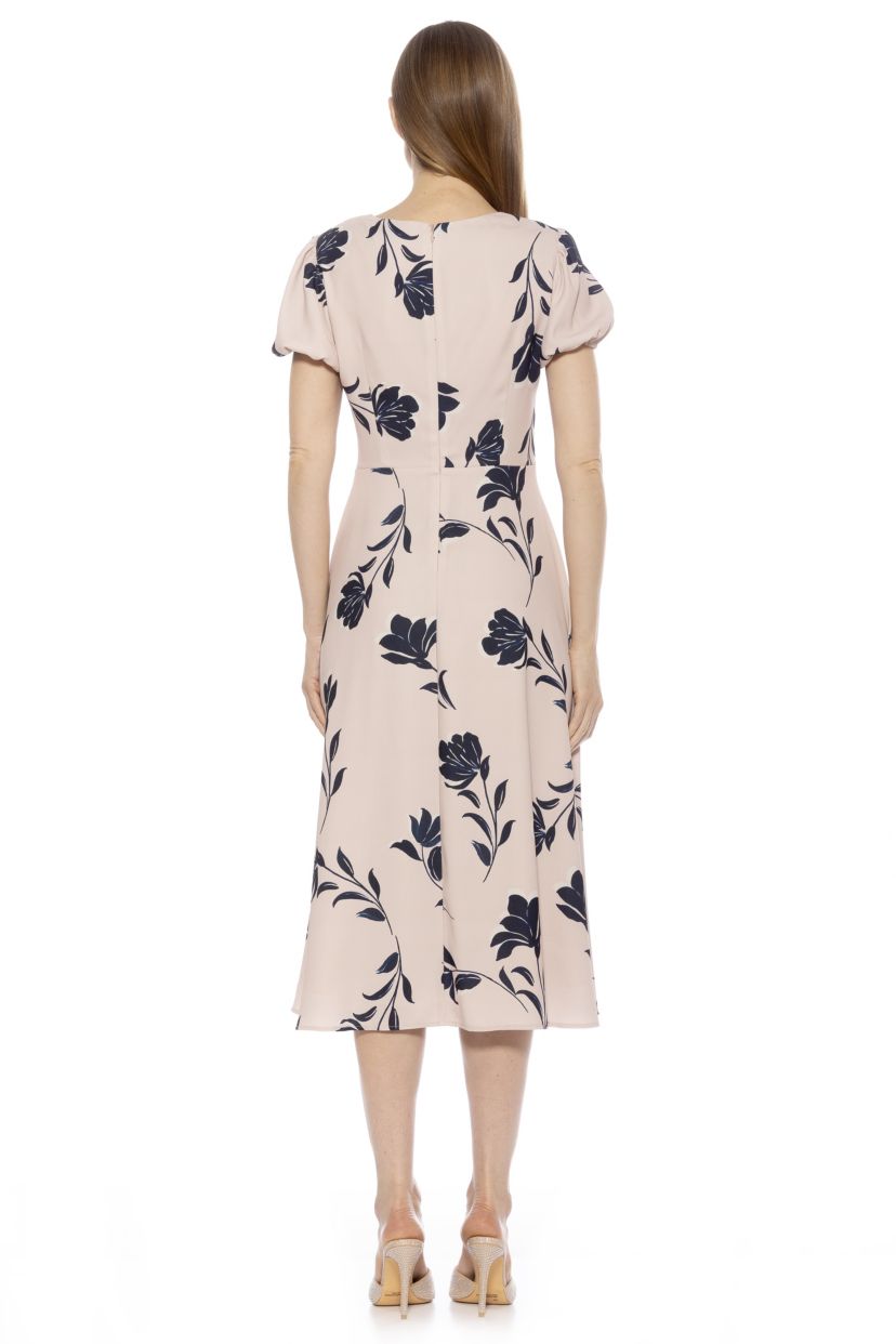 Gracie Sweetheart Dress With Slit