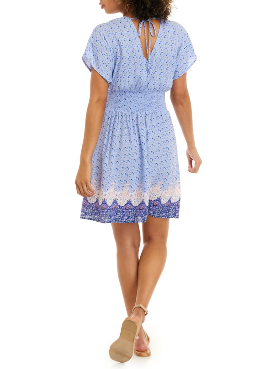 Juniors Short Sleeve V-Neck Smocked Skater Dress