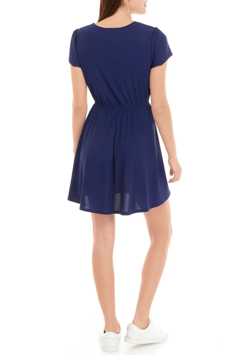 Juniors Short Sleeve Wrap Dress