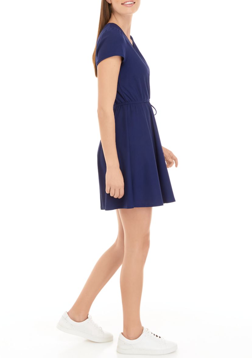 Juniors Short Sleeve Wrap Dress