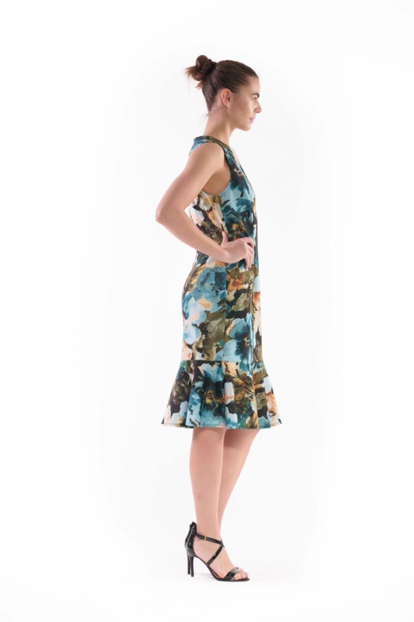 SCOOP NECK RUFFLE DRESS