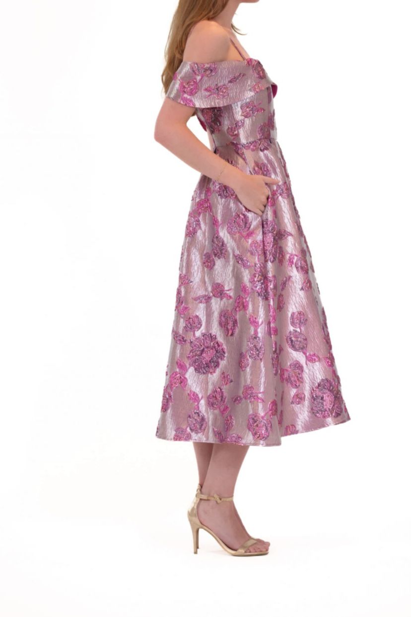 WOMENS DRESSES