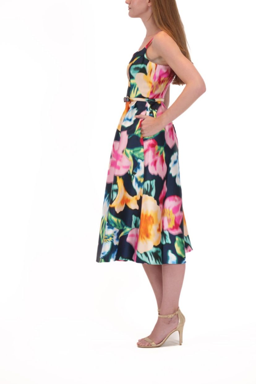 WOMENS DRESSES