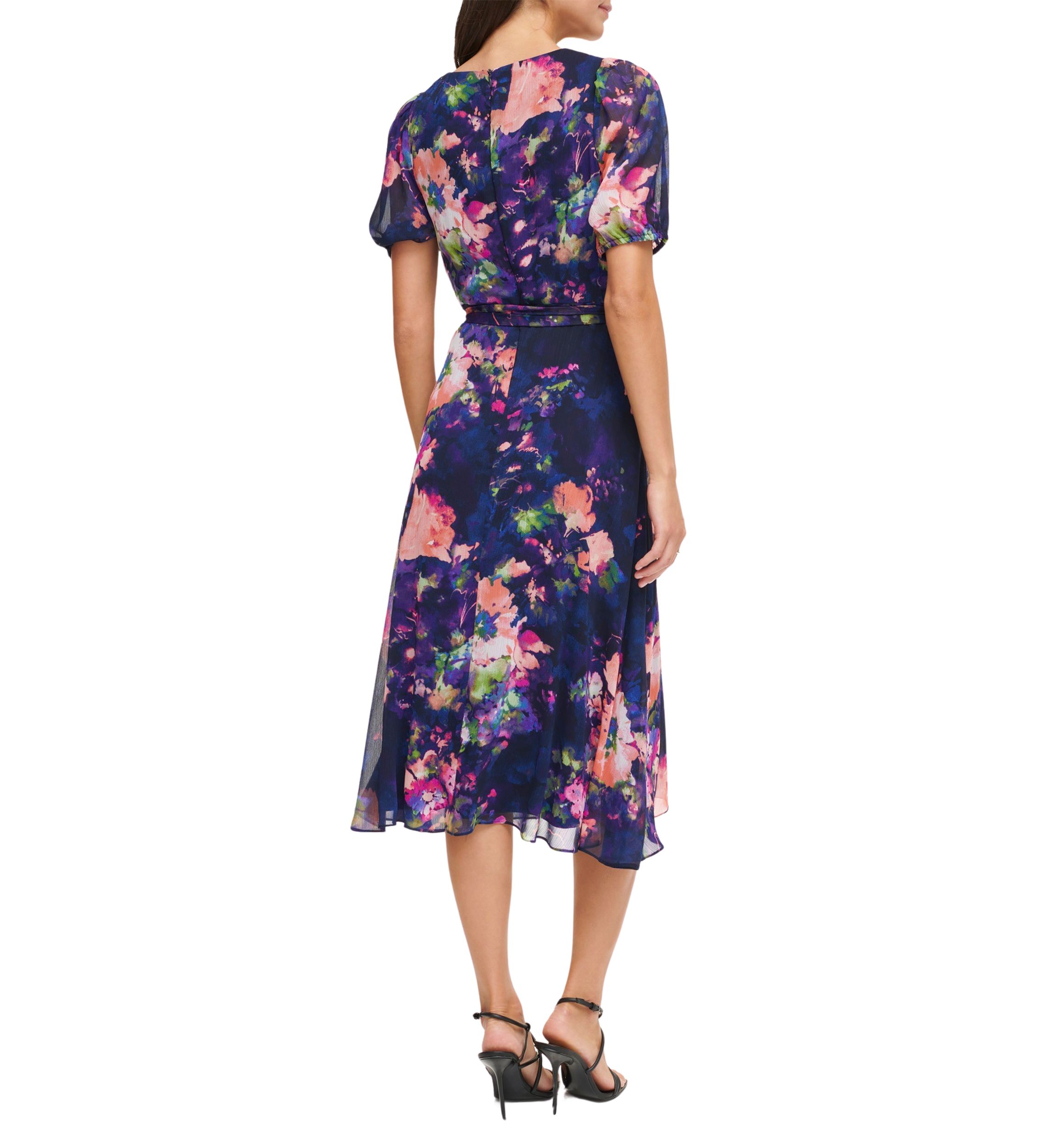 DKNY Women's Short Sleeve V-Neck Tie Waist Floral Chiffon Fit and Flare  Dress | Belk