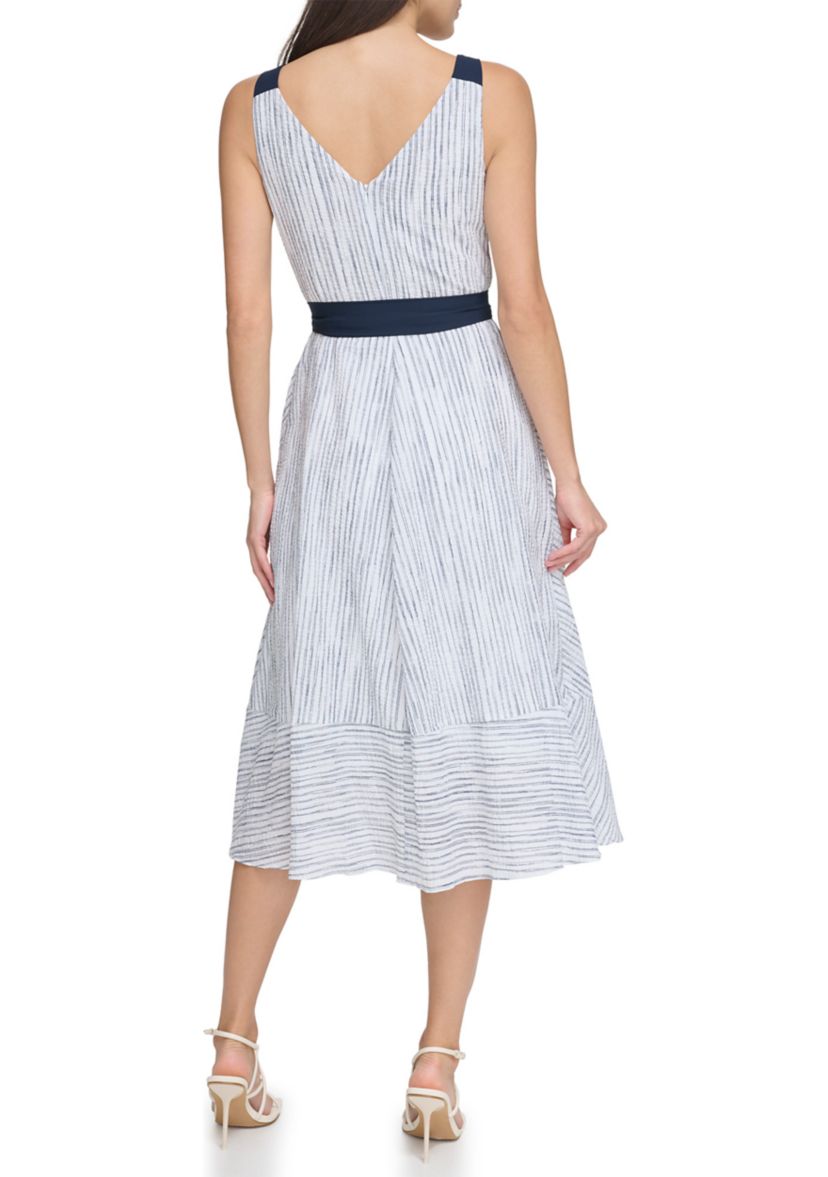Womens Sleevelees V-Neck Striped Tie Waist Fit and Flare Dress