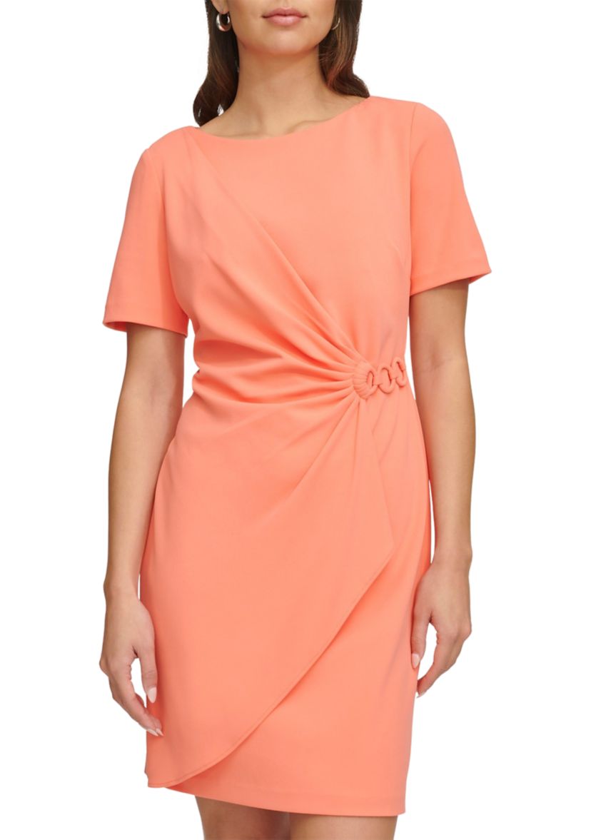 Womens Short Sleeve Ruched Solid Sheath Dress