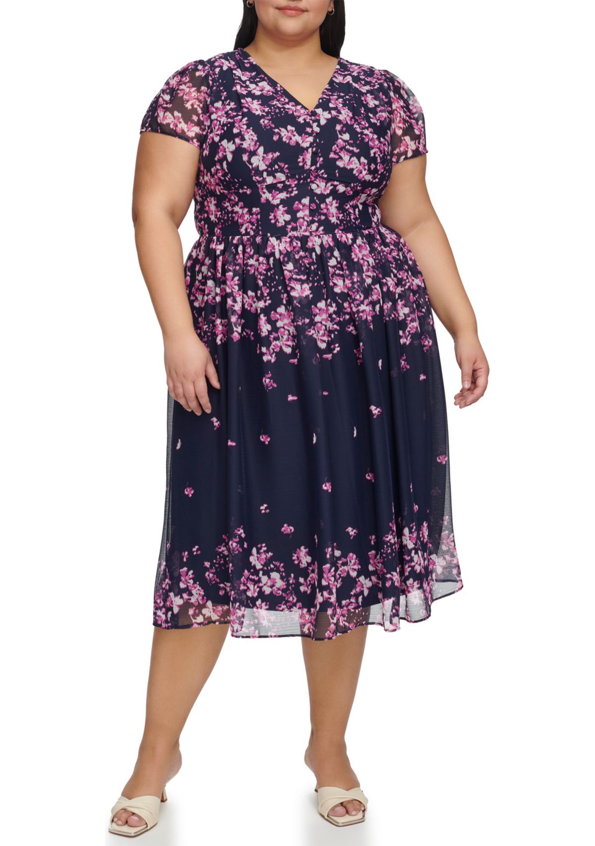 Plus Size Short Sleeve V-Neck Floral Print Button Front Midi Dress