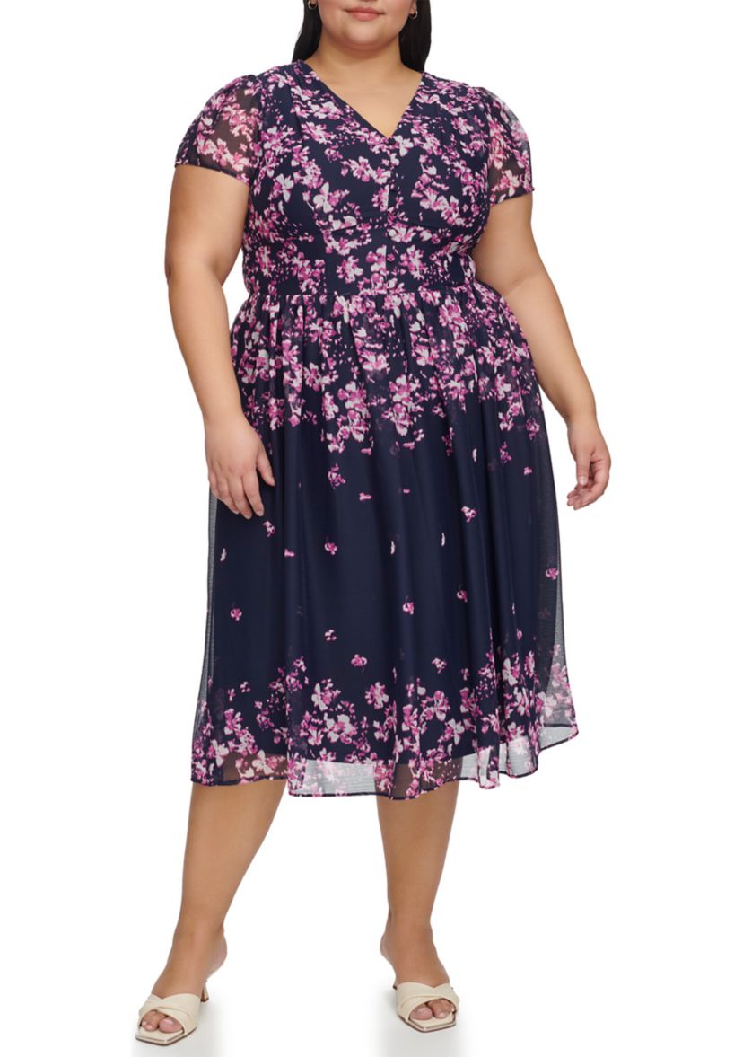 Plus Size Short Sleeve V-Neck Floral Print Button Front Midi Dress