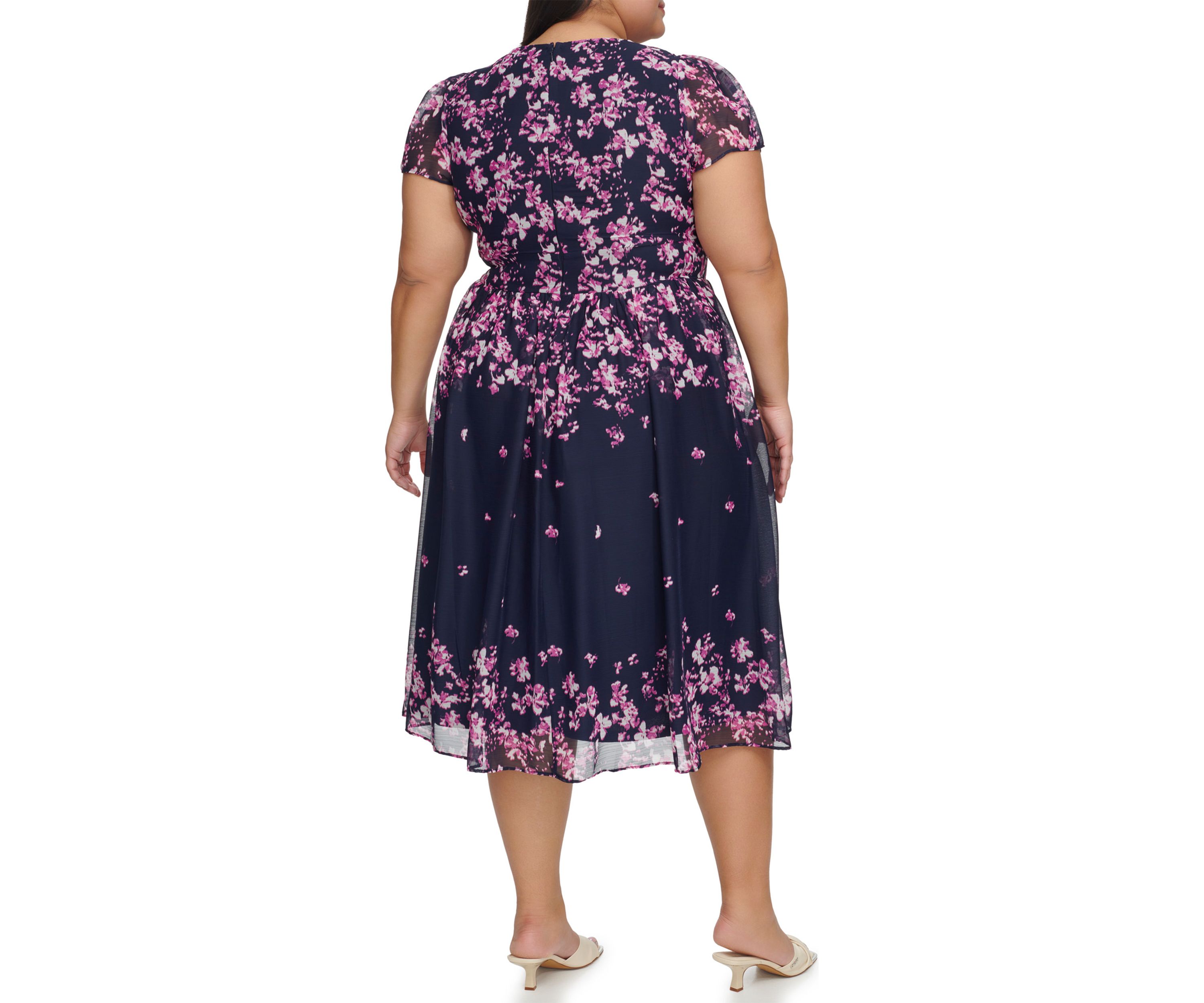 Plus Size Short Sleeve V-Neck Floral Print Button Front Midi Dress