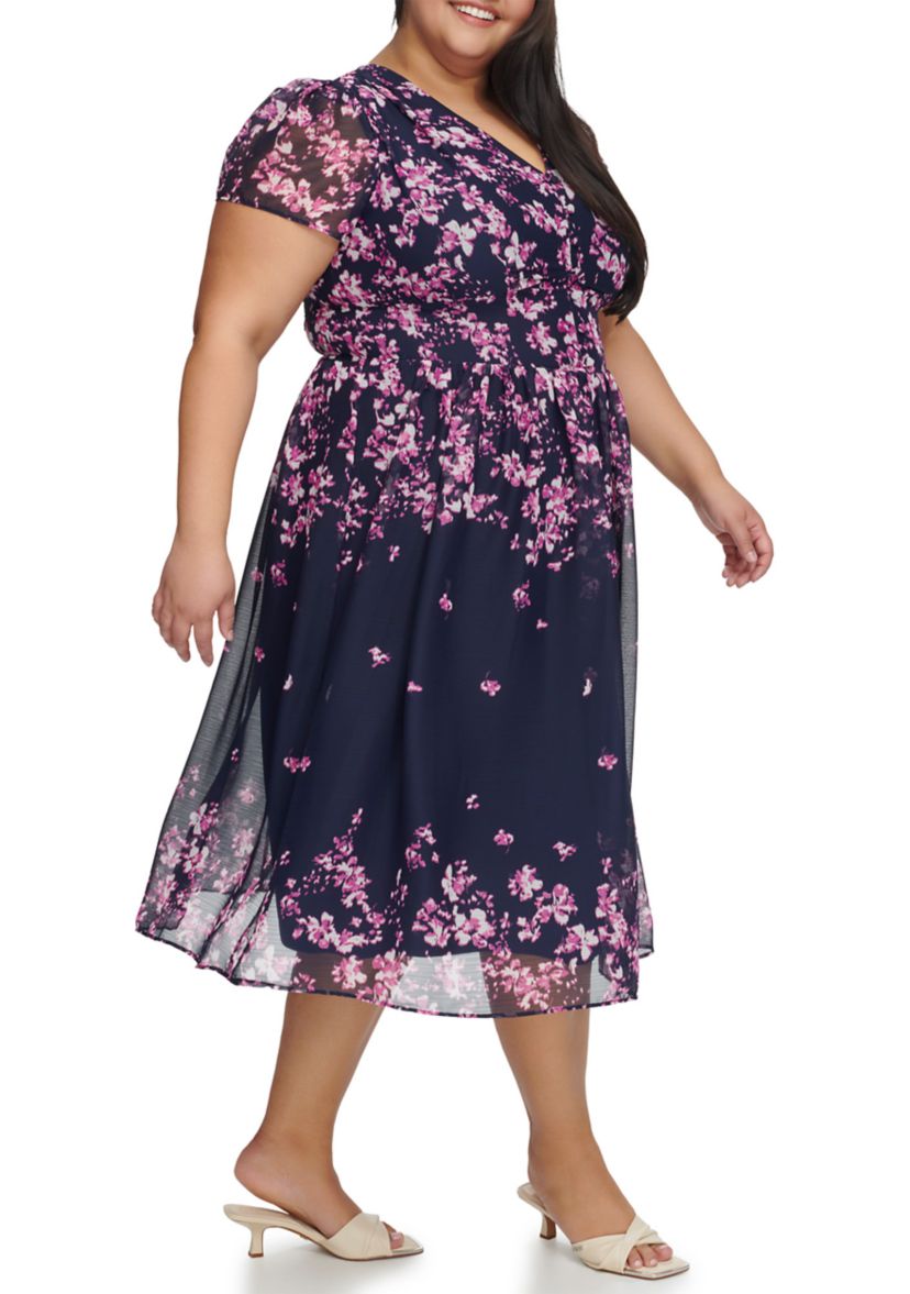 Plus Size Short Sleeve V-Neck Floral Print Button Front Midi Dress