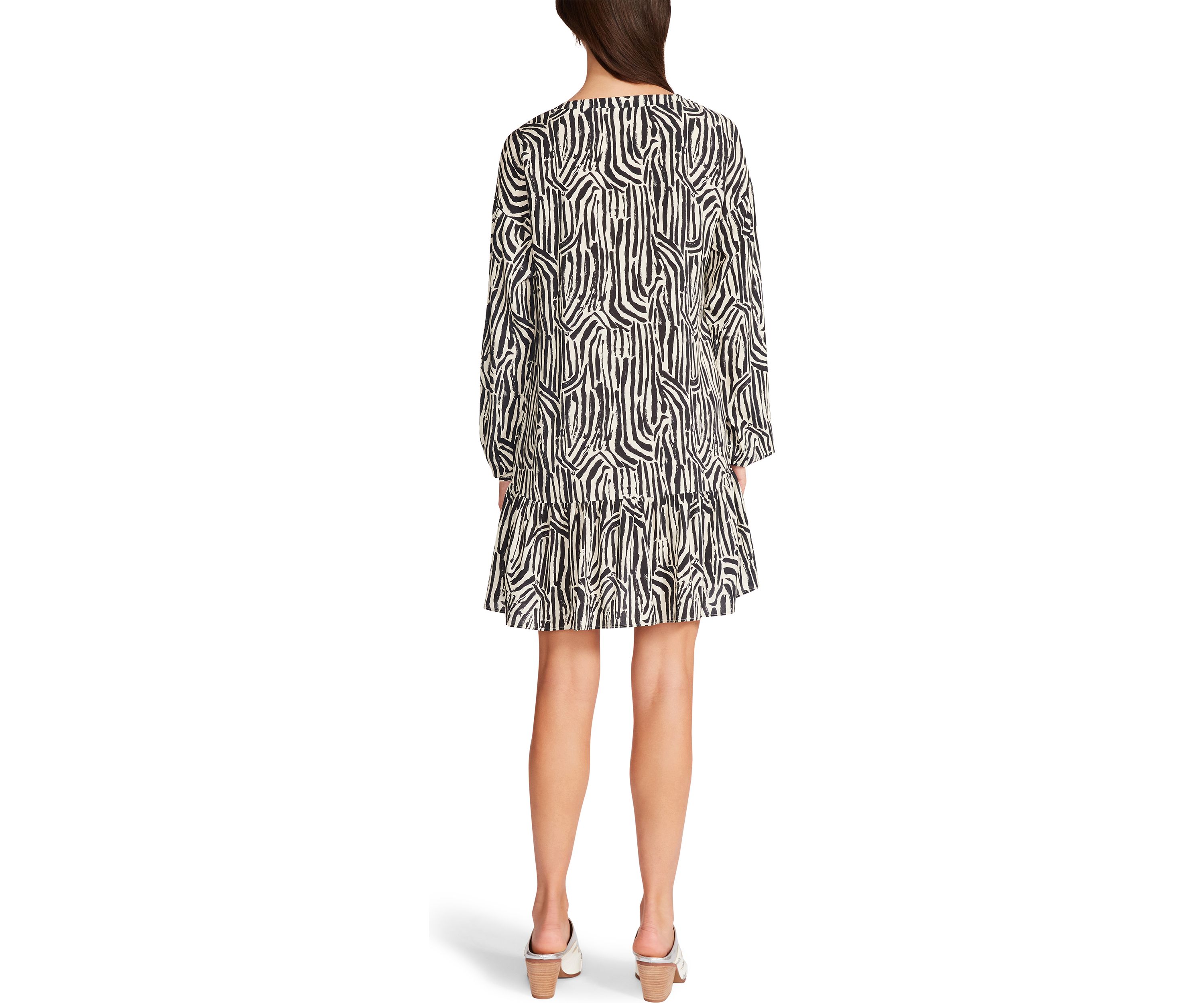 Womens Long Sleeve Black and White Print Babydoll Dress