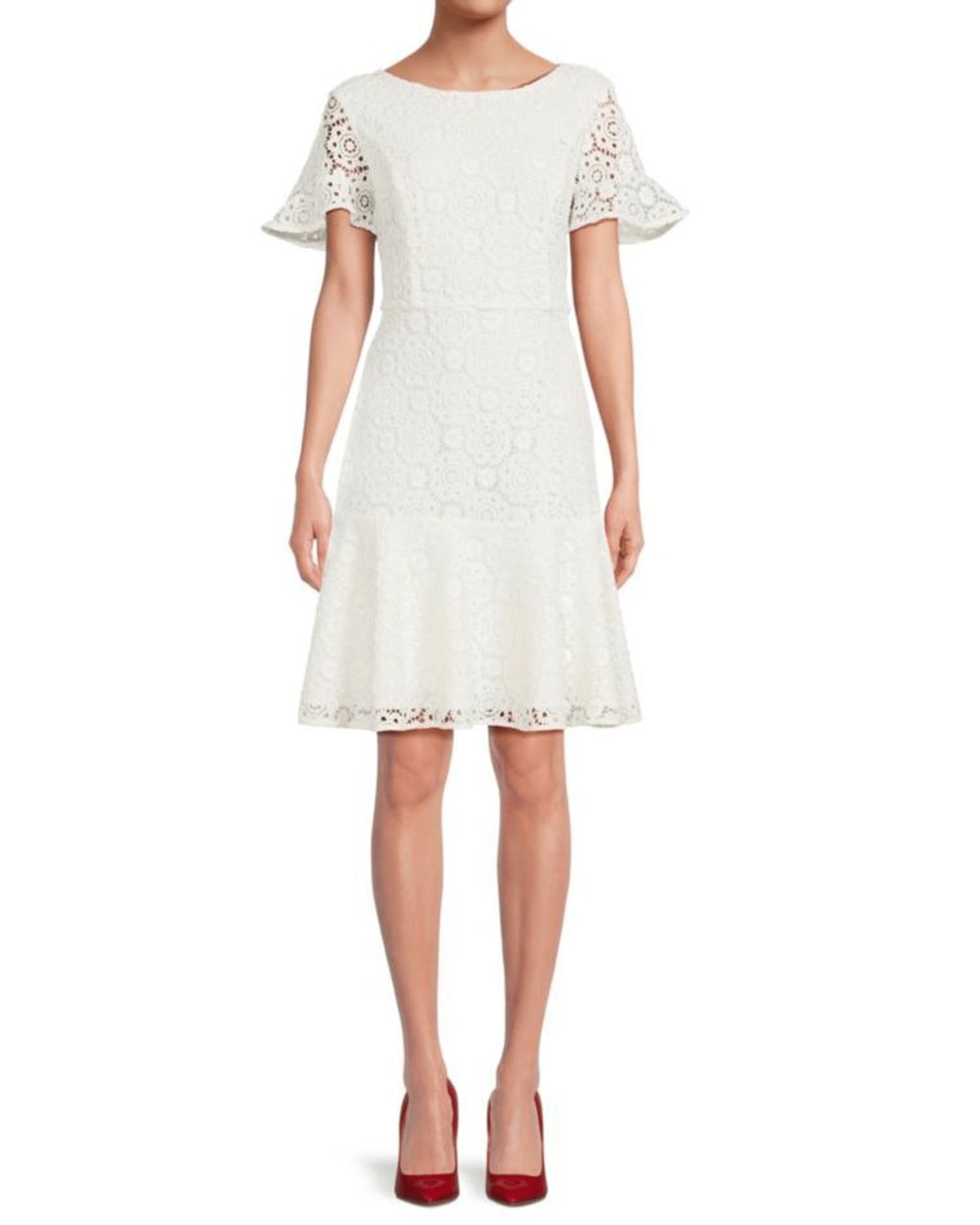 Lace dress with flounce hem