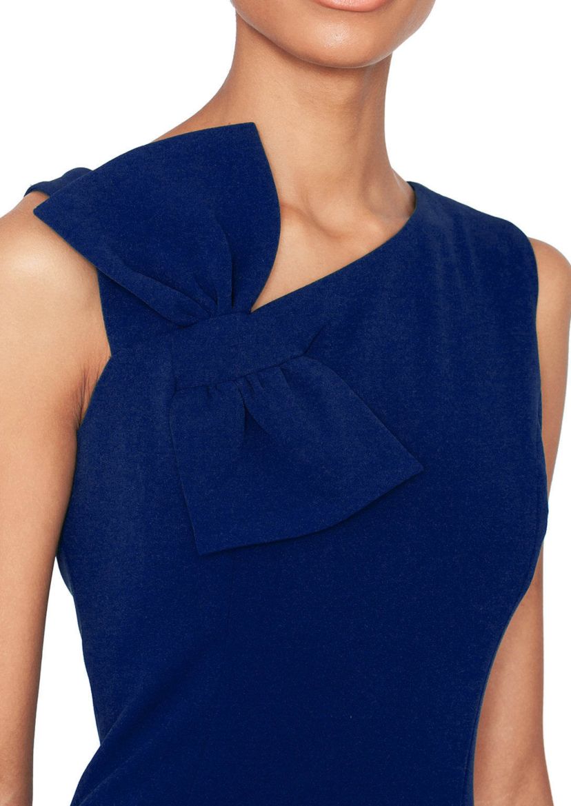 Sleeveless Bow Detail Gown