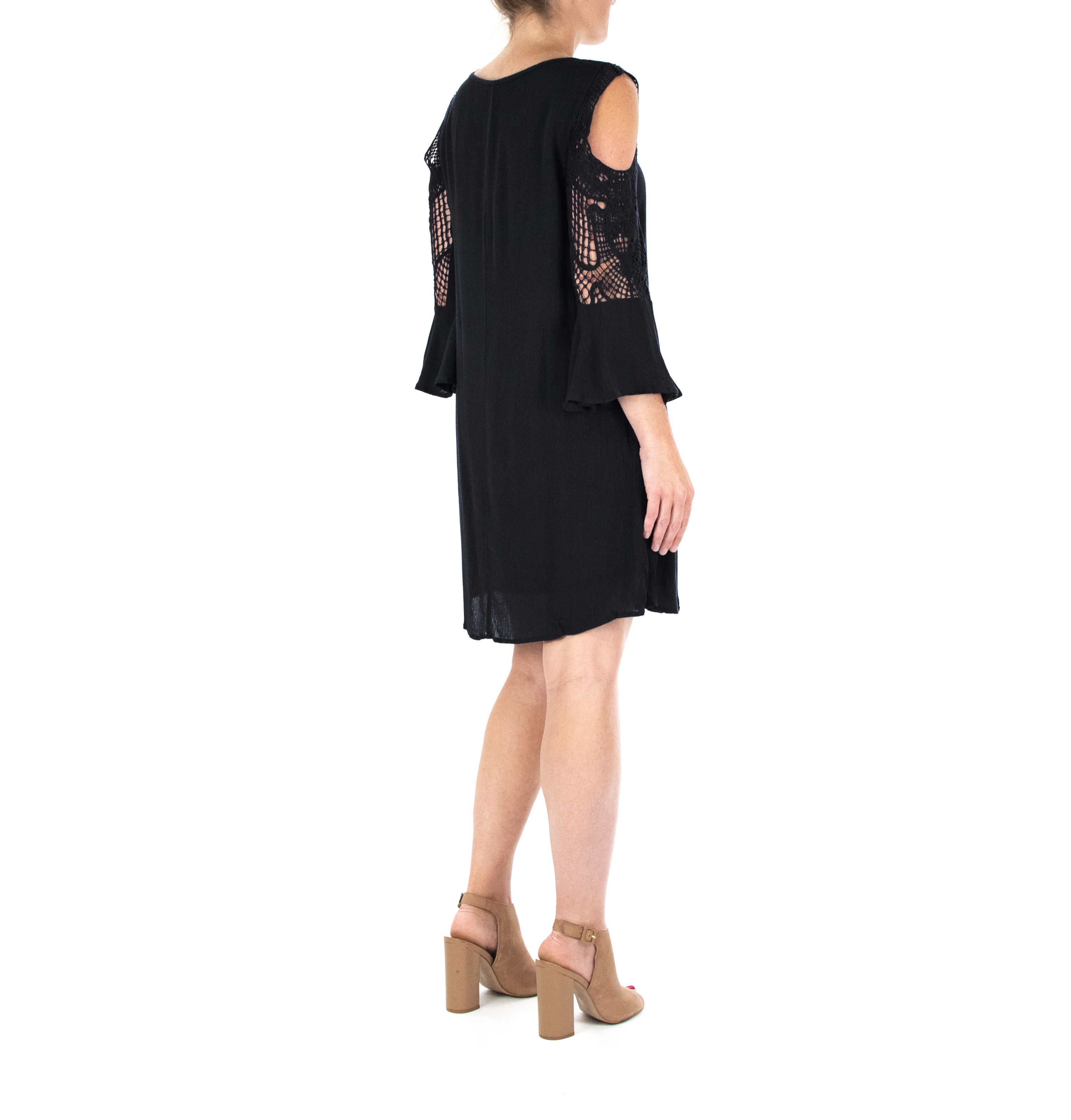 Crochet Cold Shoulder Gauze Float Dress
