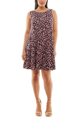 Nina Leonard Women's Scoop Neck Trapeze Dress With Pockets