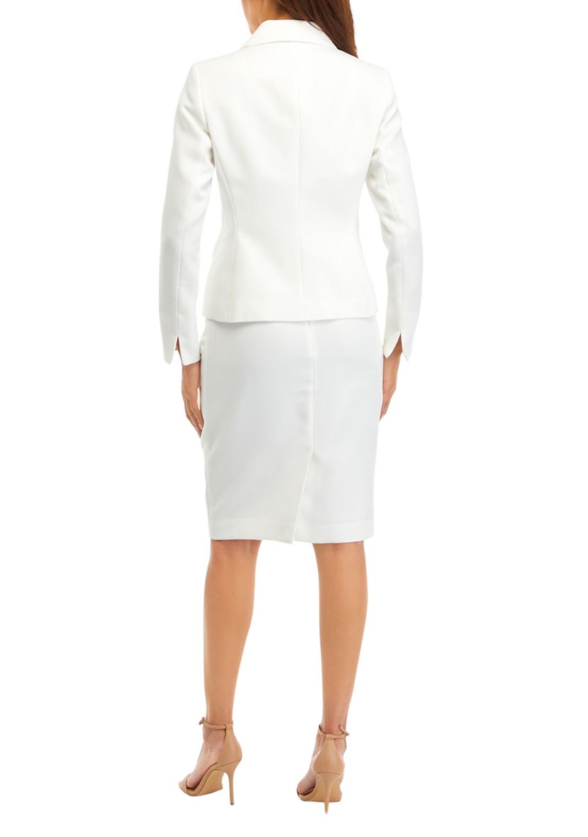 3-BUTTON JACKET AND BASIC SKIRT