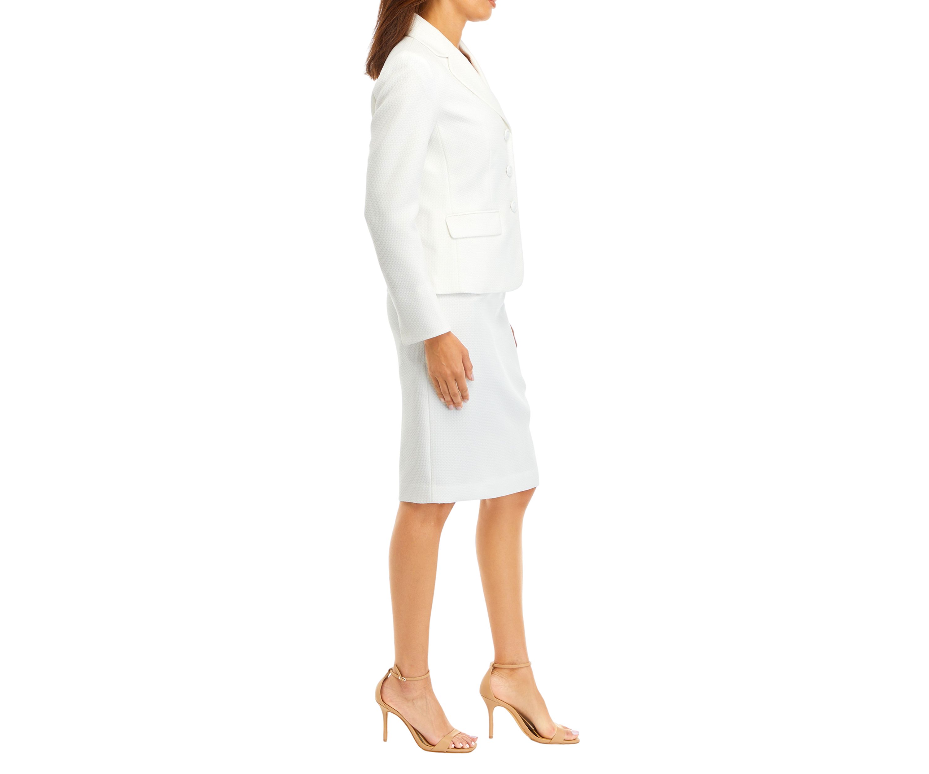 3-BUTTON JACKET AND BASIC SKIRT