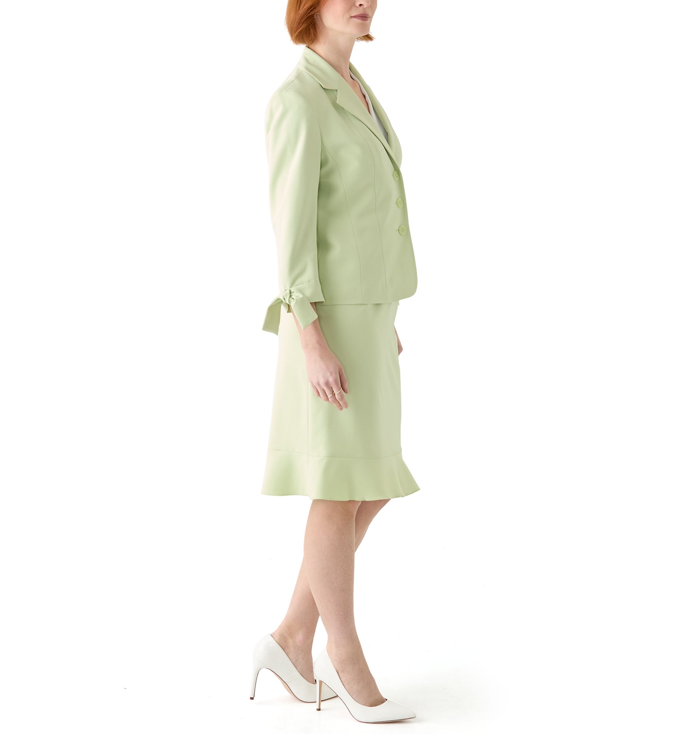 3 BTTN JCKT W/TIE SLEEVES & SKIRT