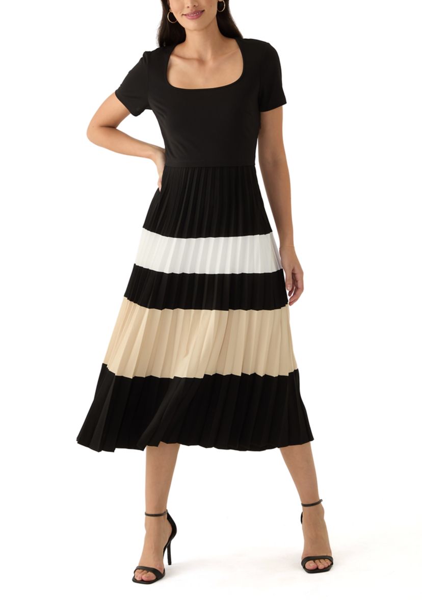 Womens Short Sleeve Square Neck Stripe Fit and Flare Dress