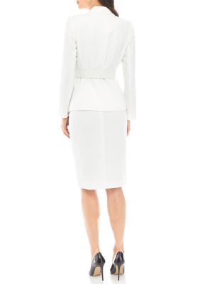 Tahari clothing clearance