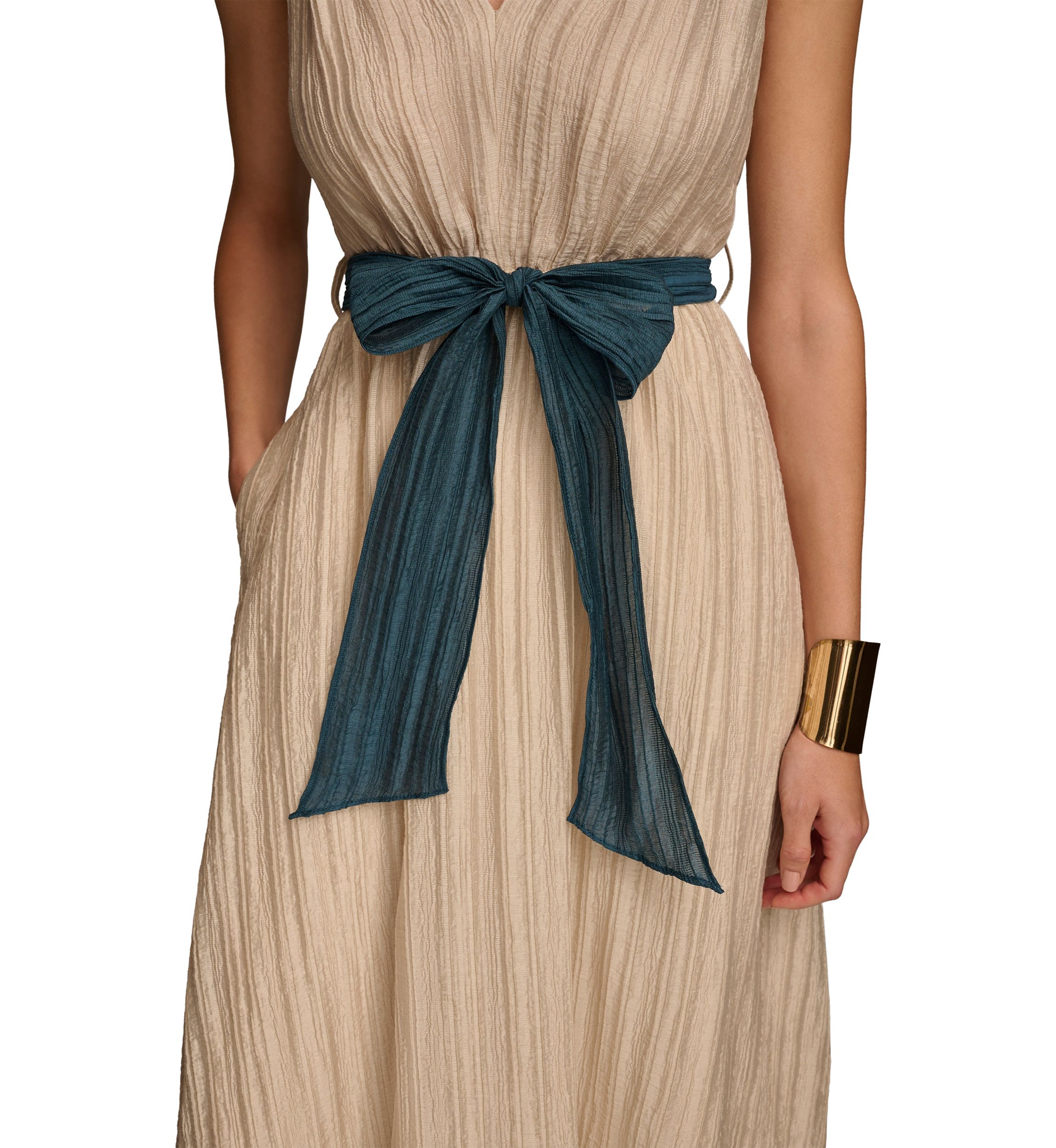 Womens Sleeveless V-Neck Solid Organza Fit and Flare Dress