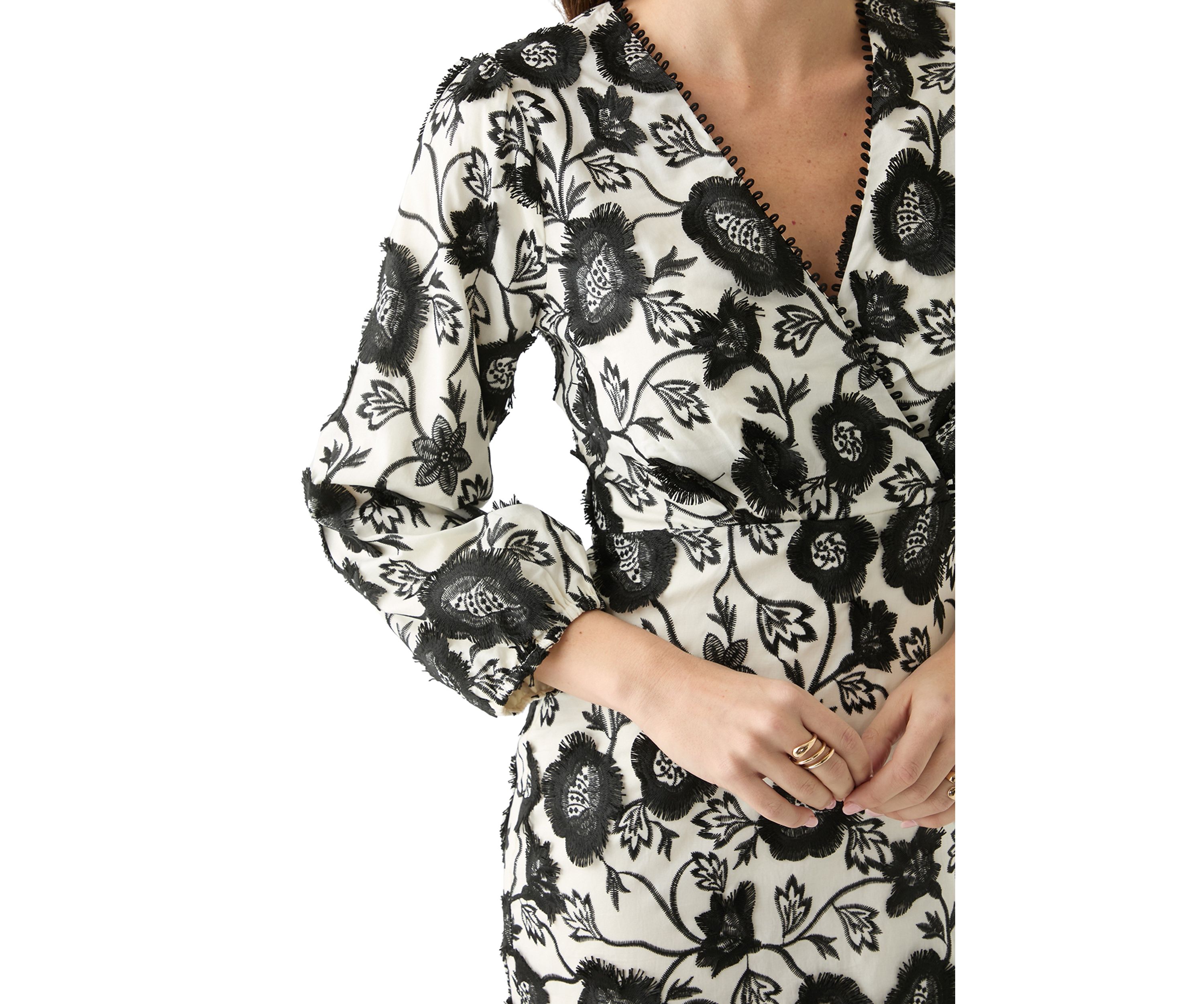 Womens Danica 3D Embroidered Scalloped Mini Dress