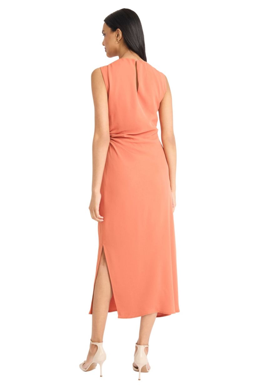 Sleeveless dress with side ruching