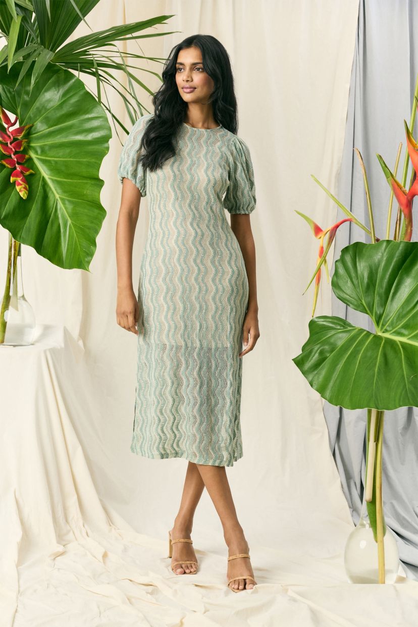 Jewel Neck Maxi with Short Sleeve