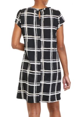 Women's Cap Sleeve Windowpane Print Shift Dress