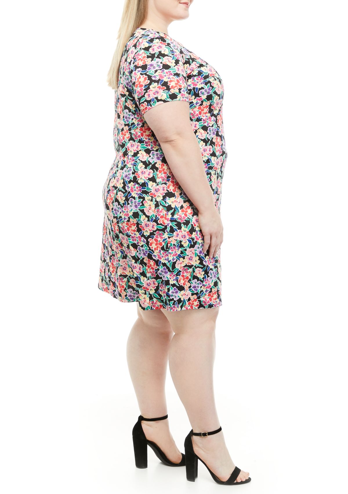 Plus Size Printed Short Sleeve Ring Neck Dress