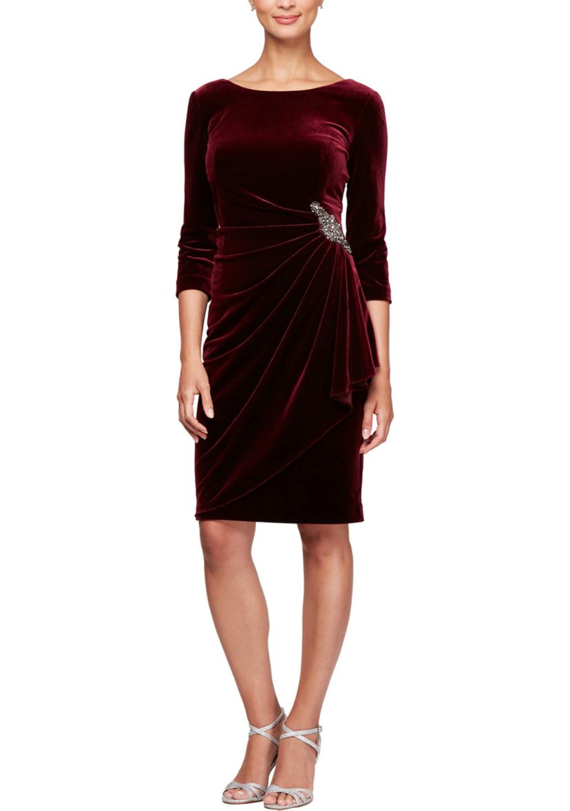 green emerald velvet dress Amazon.com: Alex Evenings Women's Short Off The Shoulder Lace Cocktail Dress,  Formal Events, Wedding Guest, Mother of The Bride, Navy Scallop Lace, 8 :  Clothing, Shoes & Jewelry main image 0