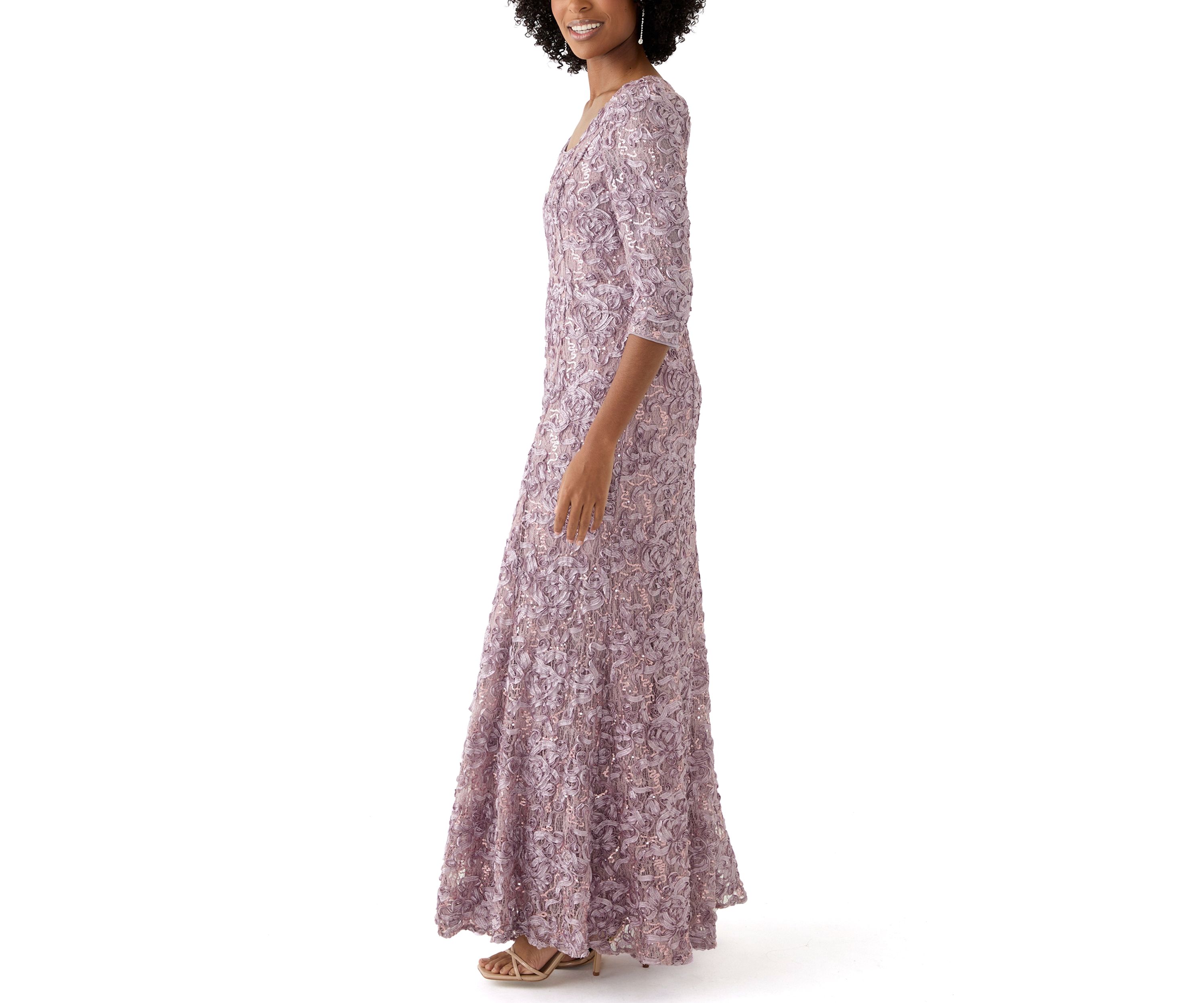 Womens 3/4 Sleeve Square Neck Lace Gown