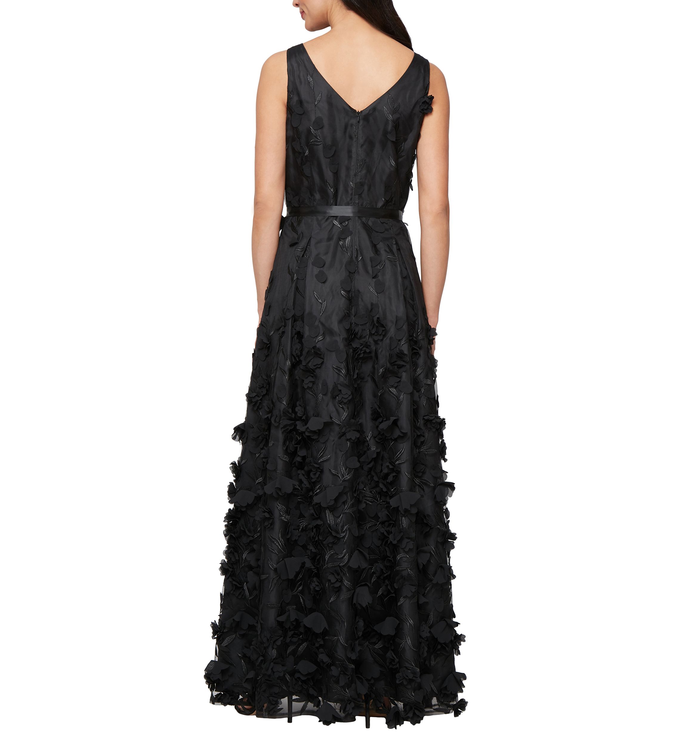 Womens Sleeveless Wide Neck Solid Long Gown