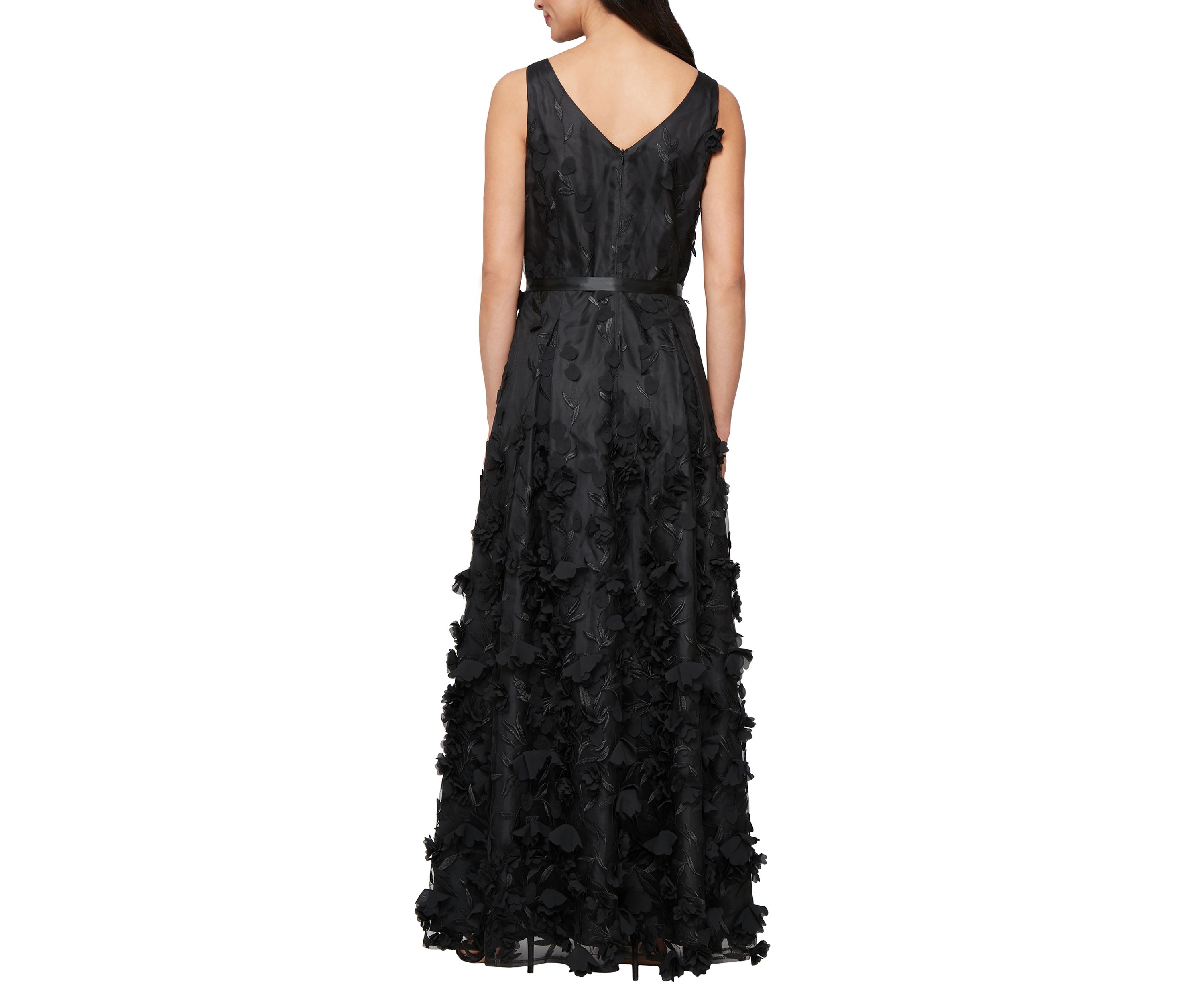 Womens Sleeveless Wide Neck Solid Long Gown