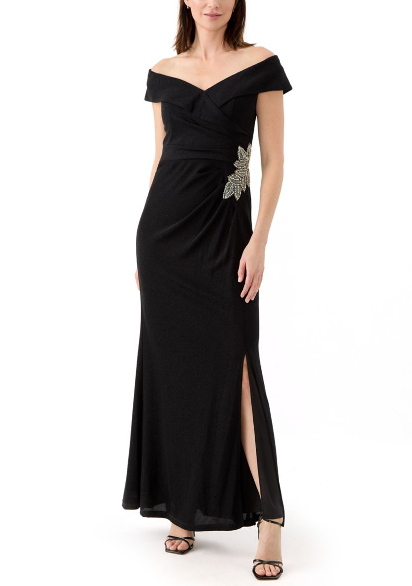 Womens Solid Side Ruched Gown