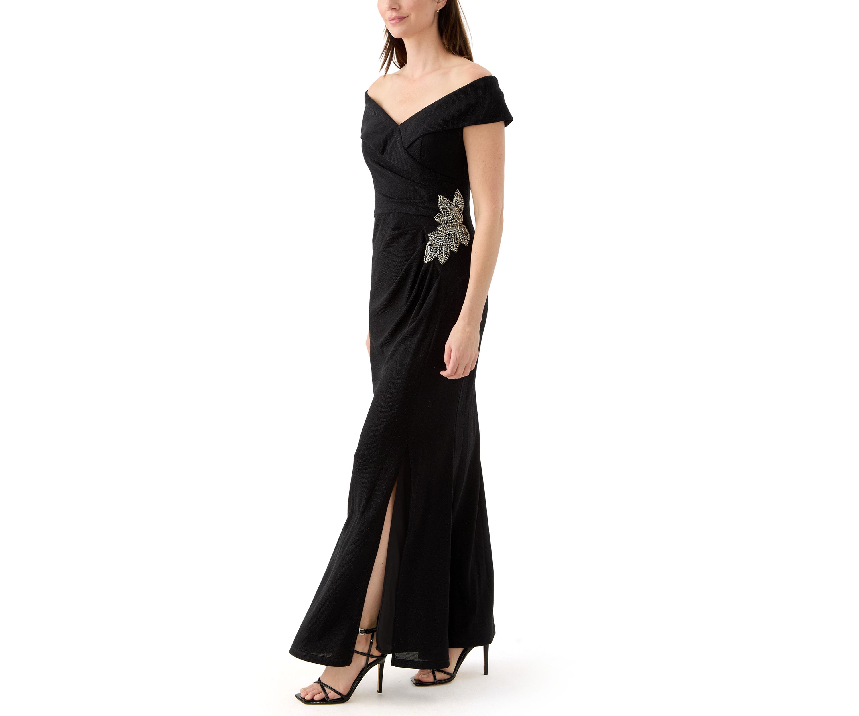 Womens Solid Side Ruched Gown